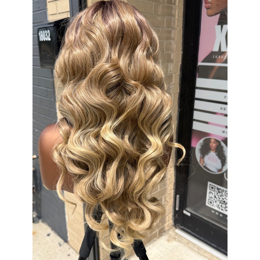 24" Blonde Ombre Curly Human Blend Synthetic Hair 13*6 Transparent LaceFront Wig - Picture 5 of 6